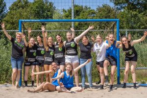 Beach tigers B 24